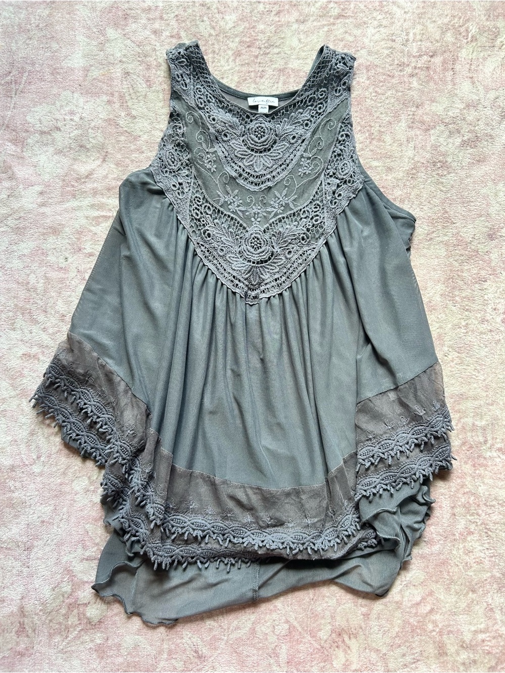 VM Gray Crochet Yoke Sleeveless Camisole